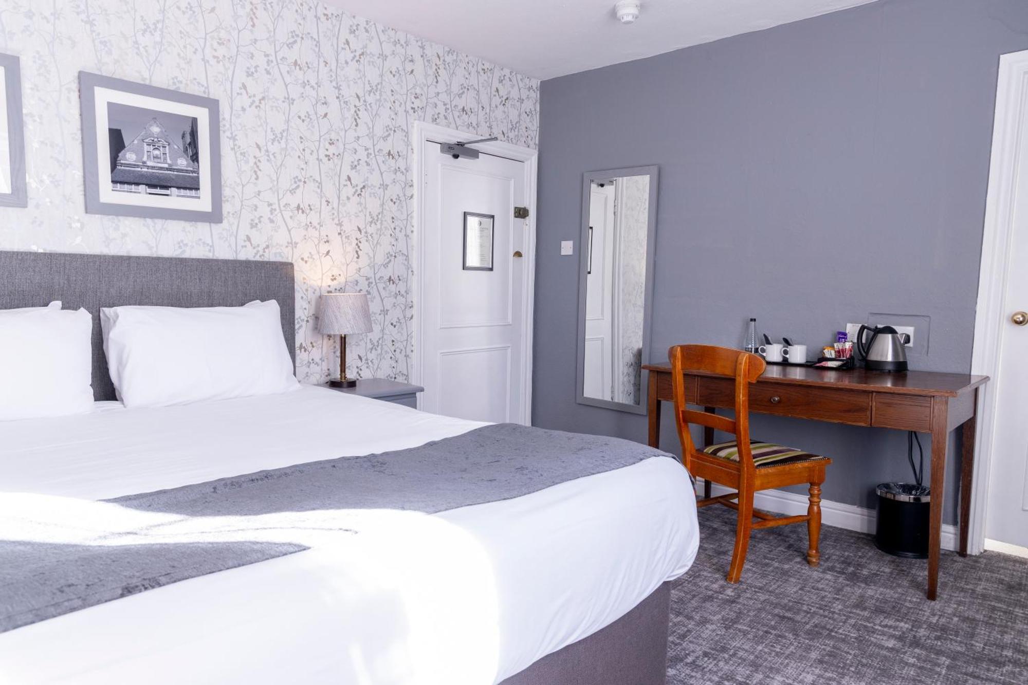 Cromwell Lodge Hotel By Greene King Inns バンベリー エクステリア 写真